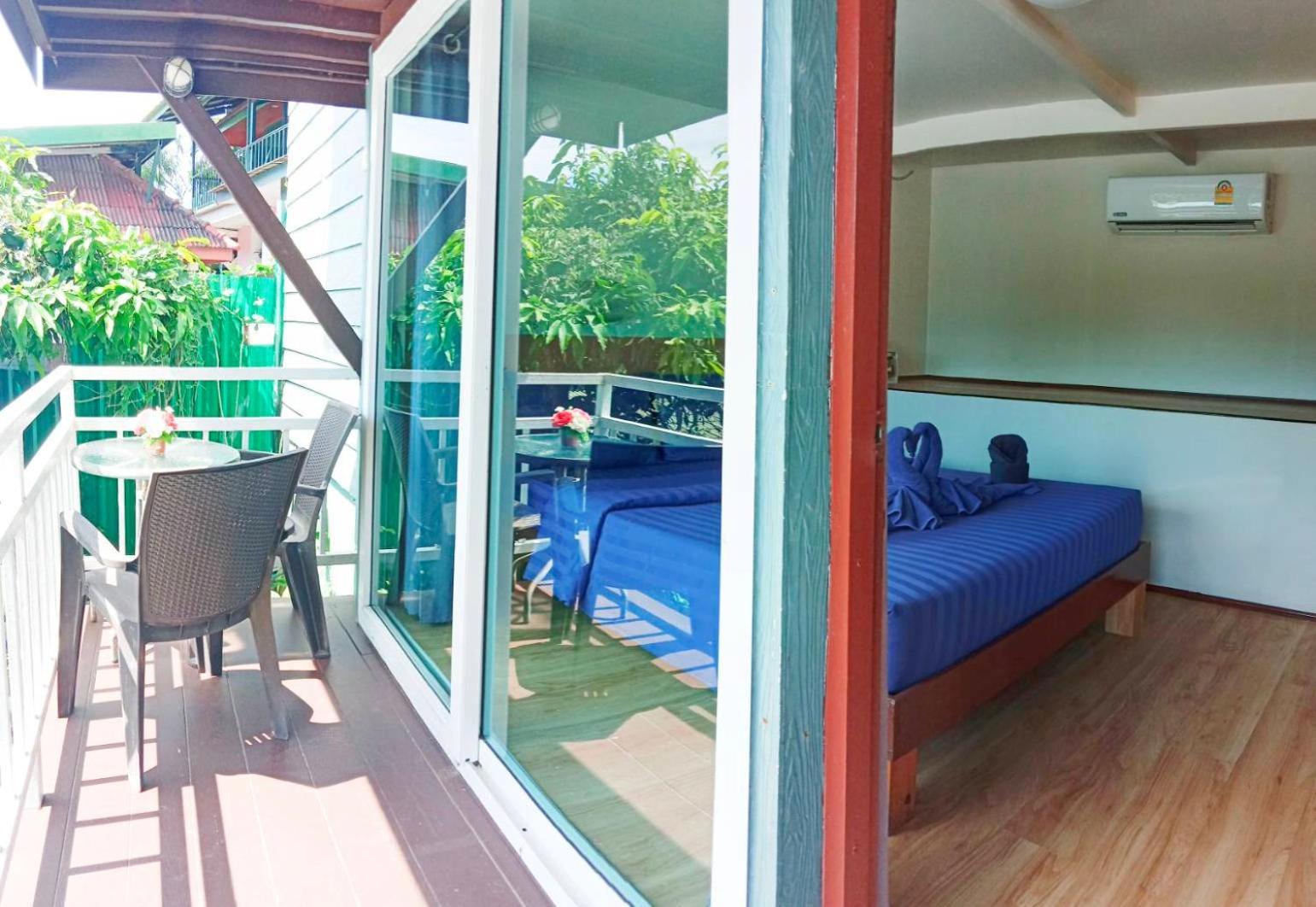 Blue View House Phi Phi Hostel Exterior photo